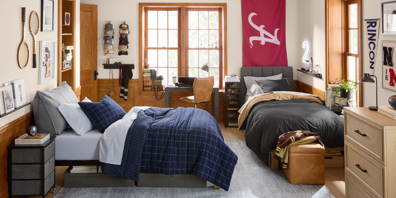 Guy Dorm, image size:1680x840