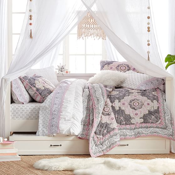 Hampton Daybed + Trundle PBteen