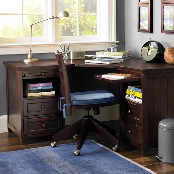 Beadboard Basic Corner Desk PBteen