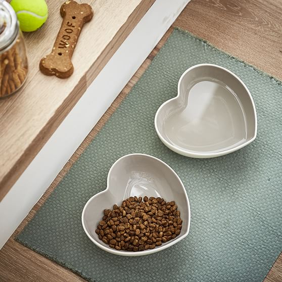 Heart Shaped Pet Bowls, Set of 2 PBteen