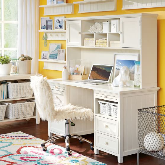Beadboard Smart Desk + Hutch PBteen