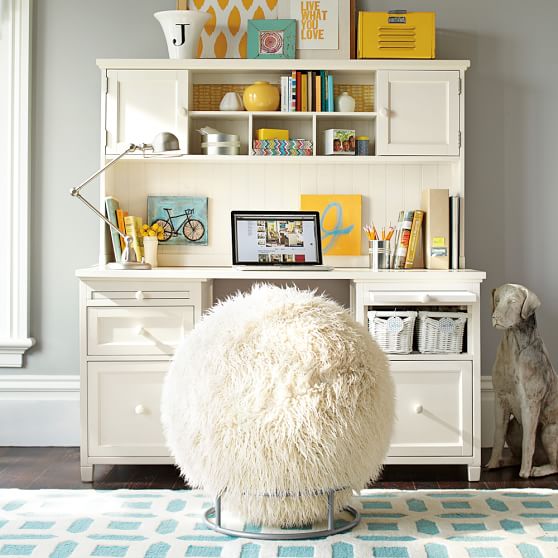 Beadboard Smart Desk + Hutch PBteen