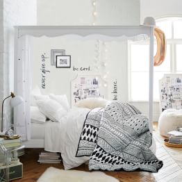 Interior Pottery Barn Teen Bedroom girls dorm room ideas pbteen