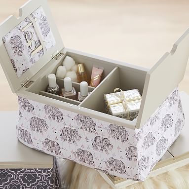 Canvas Mani Pedi Lapdesk Pb