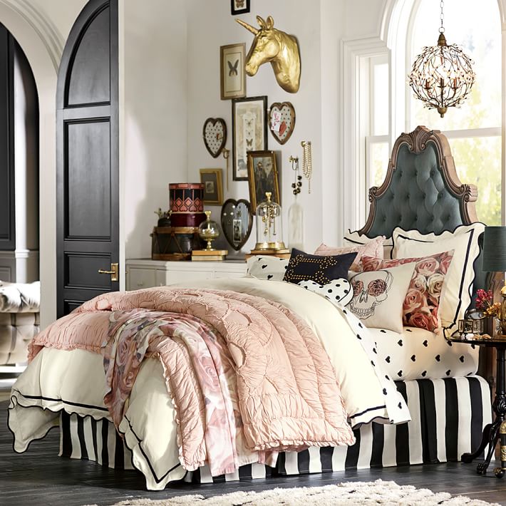 The Emily Meritt Heart Sheet Set Pb