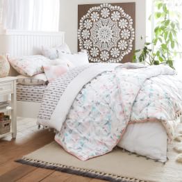 cute chairs for teenage bedrooms dream beadboard teen bedroom furniture pbteen cute chairs for teenage bedrooms dream beadboard teen bedroom furniture pbteen