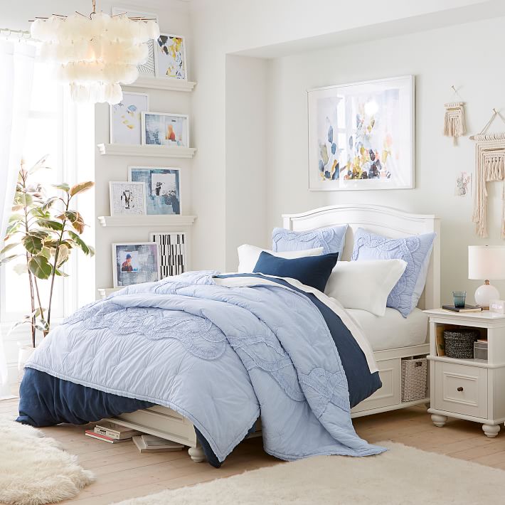 Chelsea Nightstand Pbteen