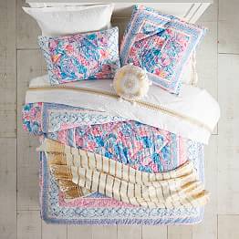 Lilly Pulitzer Slathouse Soiree Patchwork Quilt - Get The Look