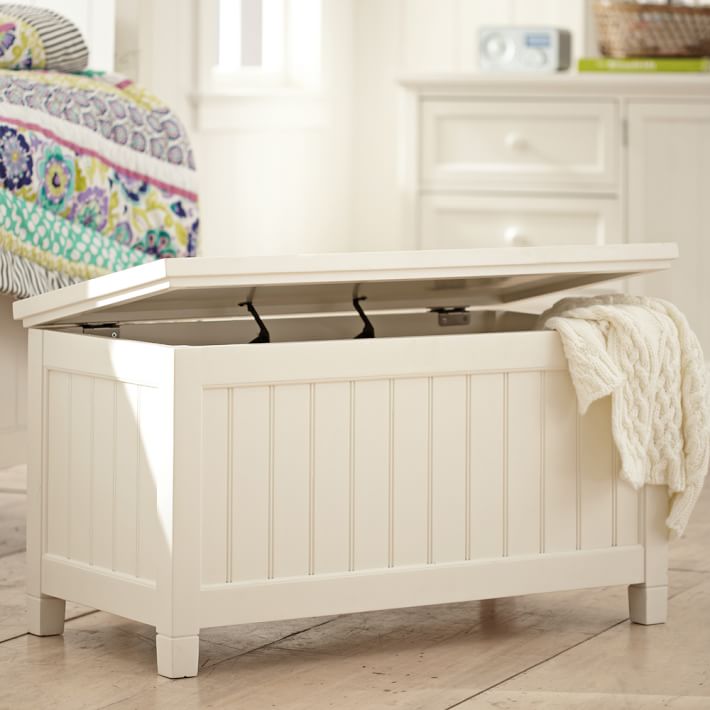 Beadboard End Of Bed Trunk Pottery Barn