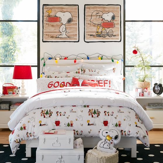 Peanuts® Snoopy Pillow Cover Pottery Barn Teen