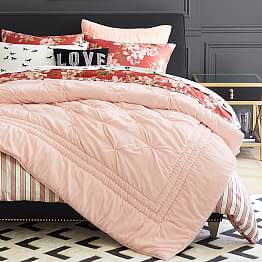 The Emily & Meritt Velvet Tufted Quilt + Sham