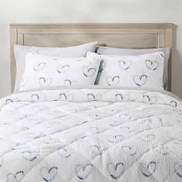 Cozy Hearts Sherpa Comforter + Sham