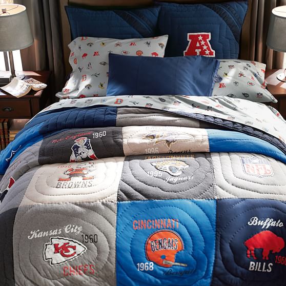 NFL Historic Boy's Quilt + Sham Pottery Barn Teen