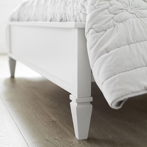 Auburn Classic Bed