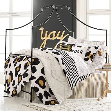 The Emily Meritt Oversized Leopard Girls Duvet Cover Pottery