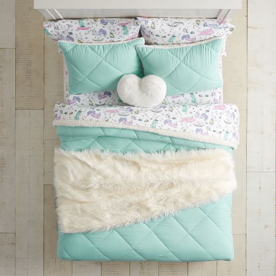 Super Soft Sherpa Comforter Get The Look Pottery Barn Teen