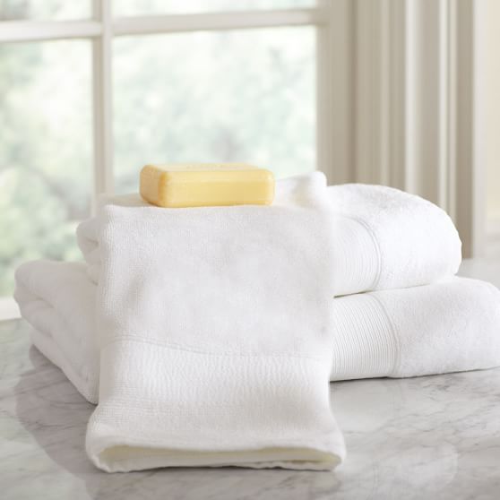 Pbteen Classic Organic Mini Dot Applique Teen Bath Towels