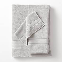 Monogrammed Towels Bathrobes Accessories Pottery Barn Teen