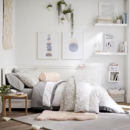 Teen Furniture Bedroom Lounge Furniture Pottery Barn Teen