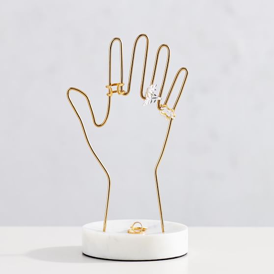 gold hand jewelry