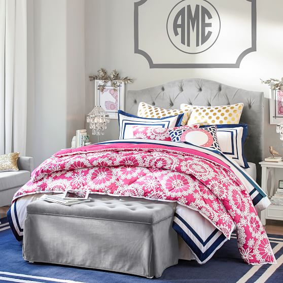 girls tufted bed