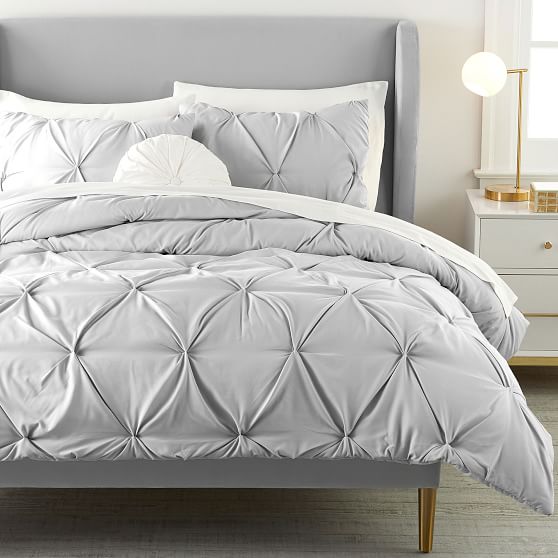 white ravello pintuck comforter