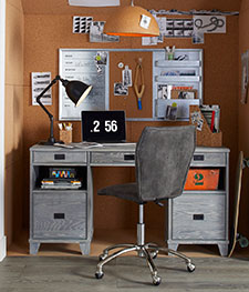 Findley Pedestal Desk